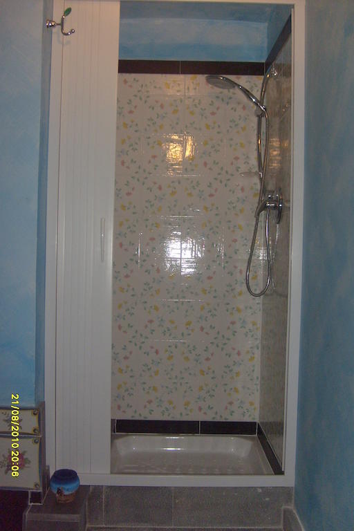 B&B Carolina Plebiscito R. Nápoles Habitación foto