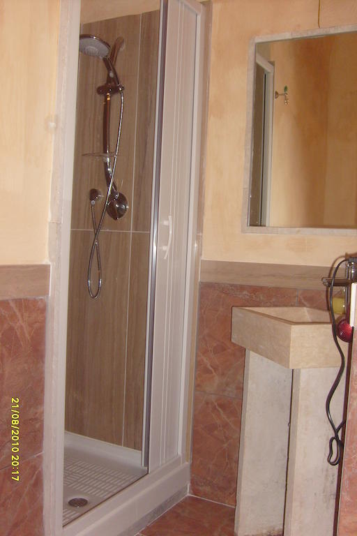 B&B Carolina Plebiscito R. Nápoles Habitación foto